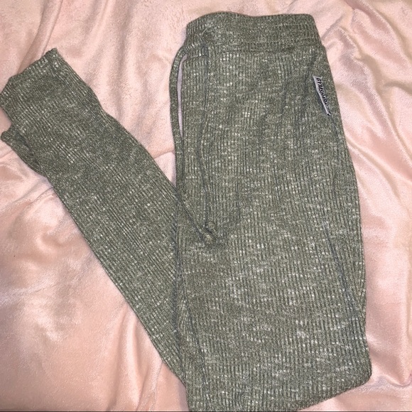 Gymshark Washed Khaki Marl Slounge Set | Size Small | Great condition! - Picture 8 of 10